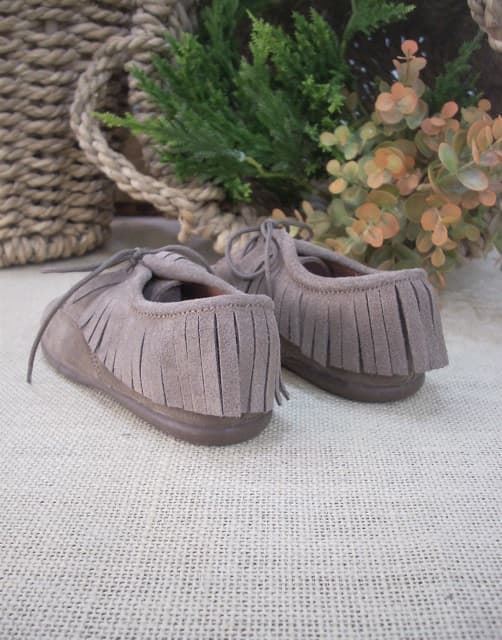 Chuches Zapato con Flecos Taupe - Imagen 4