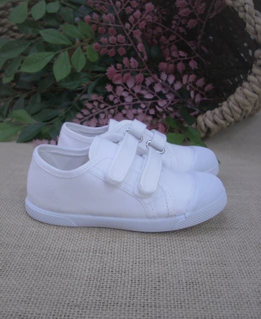 Batilas Children's White Canvas Shoes with Toe Cap - Image 4