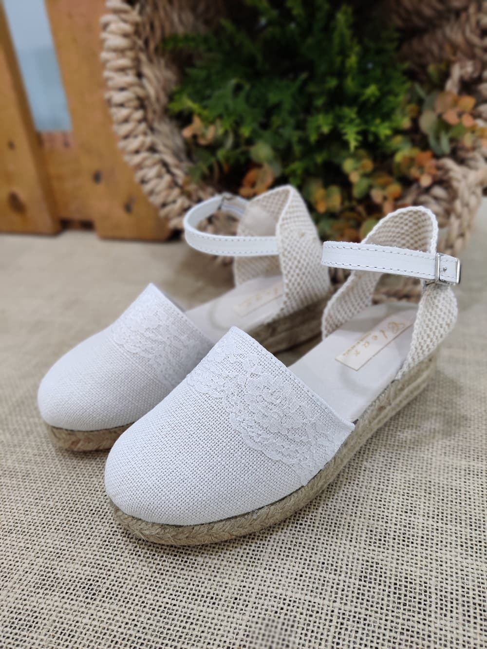 Espadrilles with wedge for girls in White Linen - Image 7