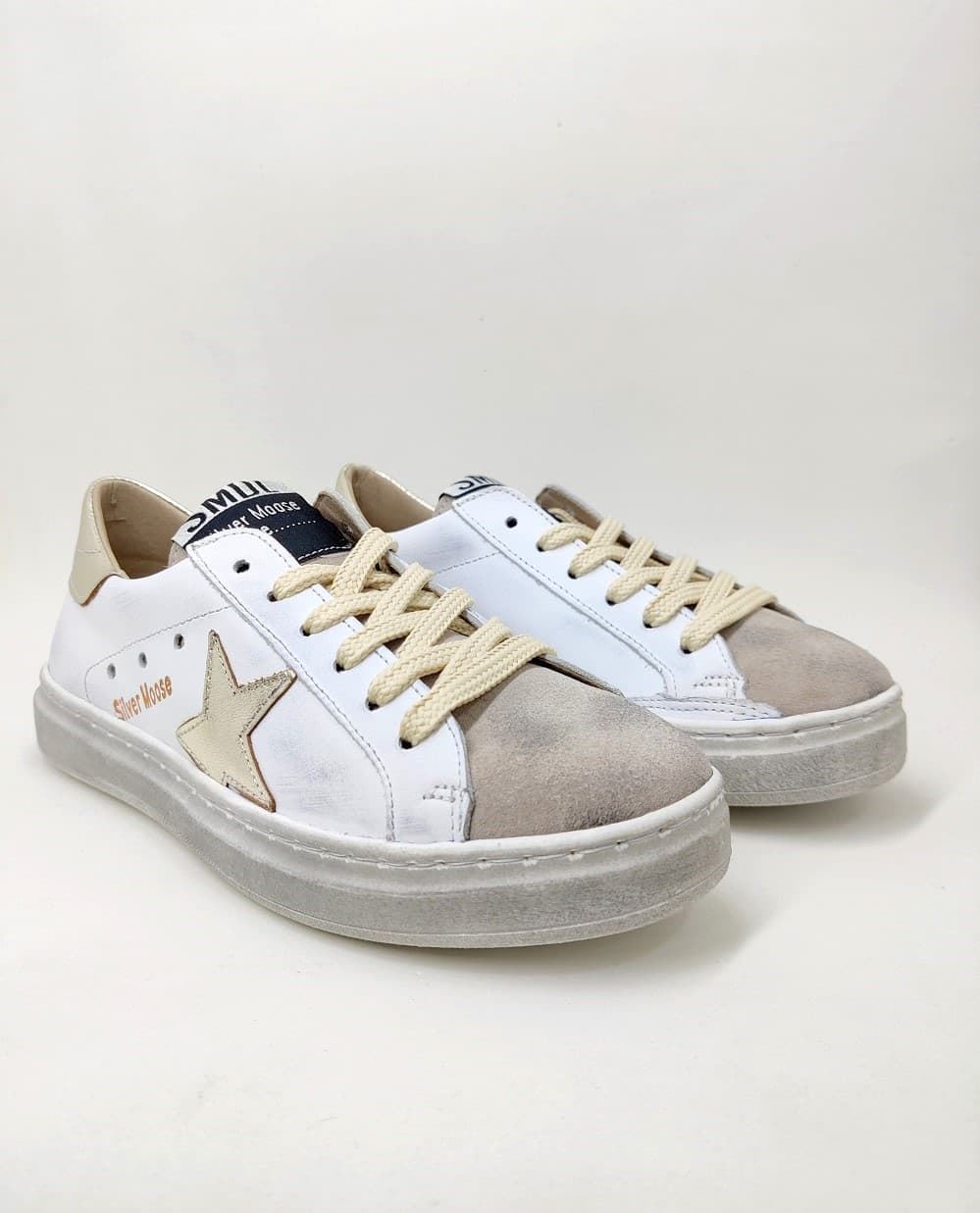 Golden Star sneakers in White/Gold leather - Image 4