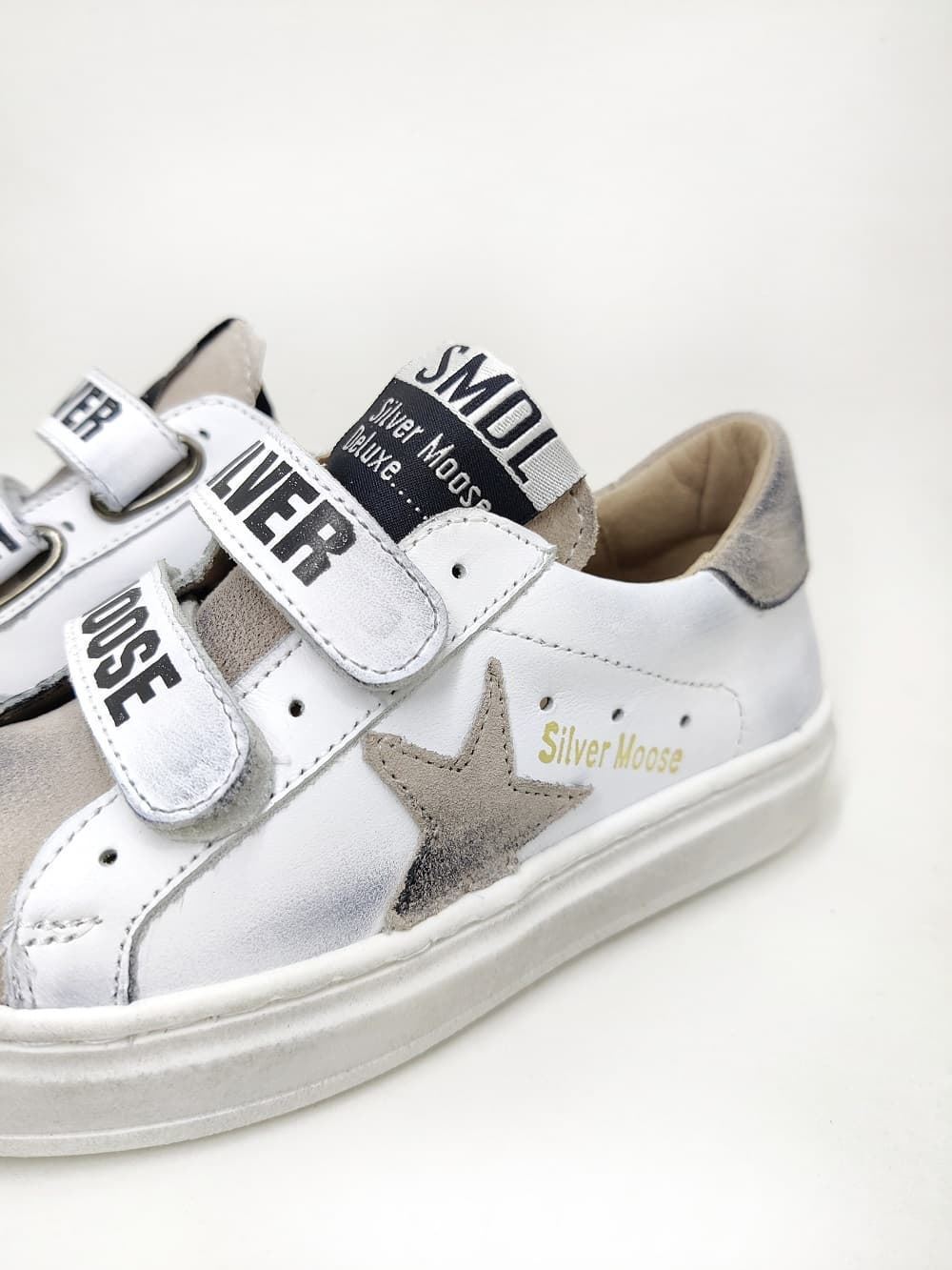 Golden Star Sneakers in White Taupe leather with Velcro - Image 4