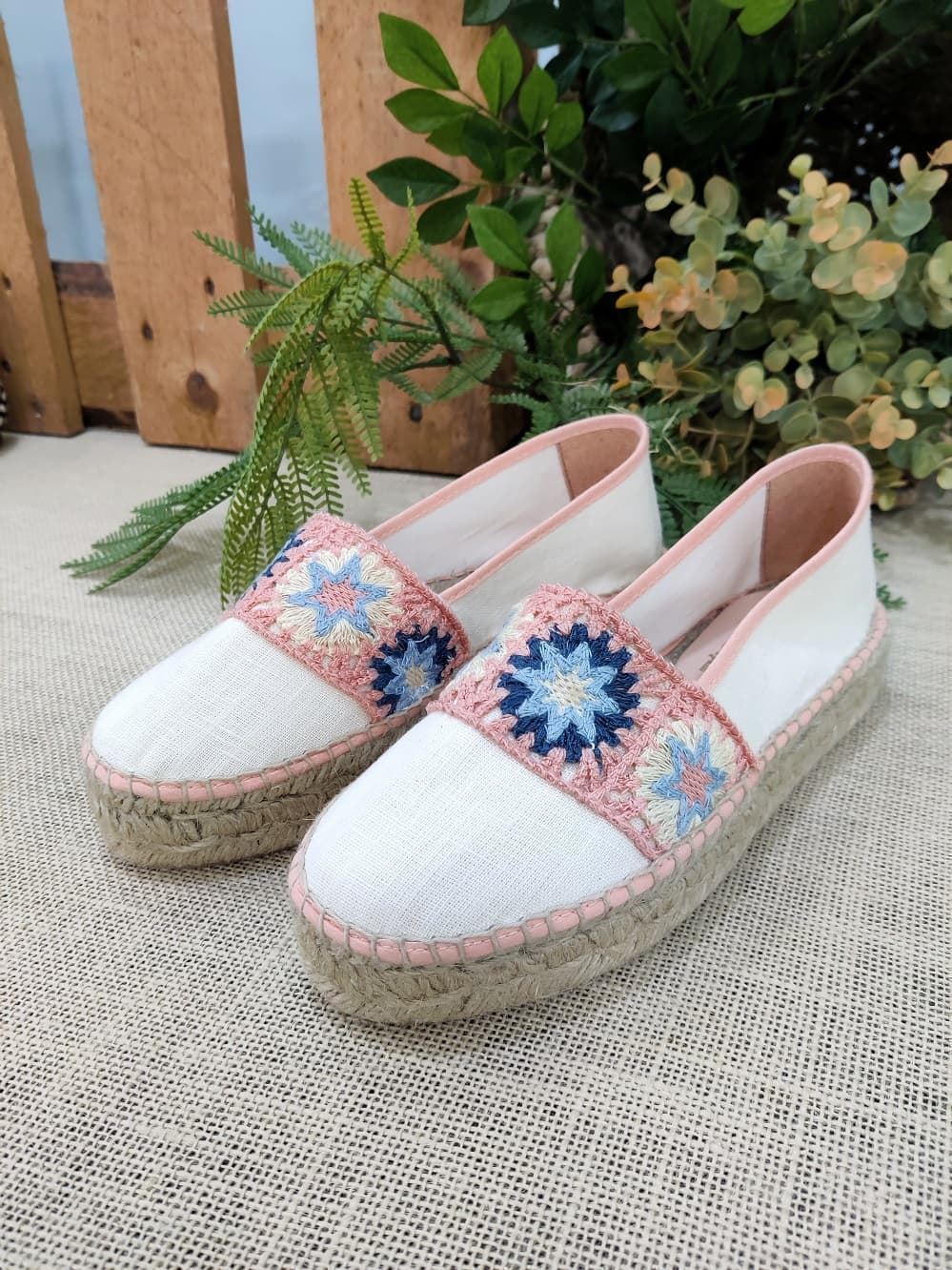 Montblanc Crochet Salmon Espadrilles Double Floor - Image 4