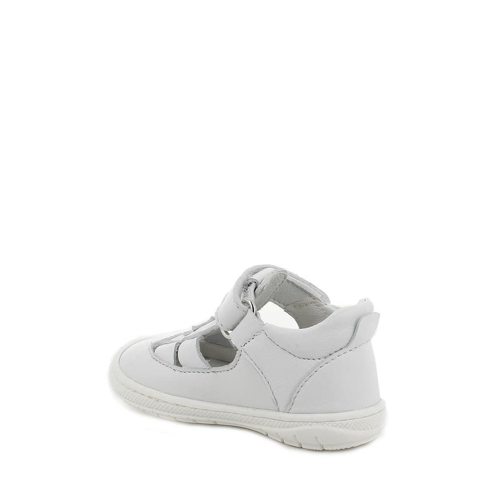 Primigi Soft Sandals in White first steps - Image 3