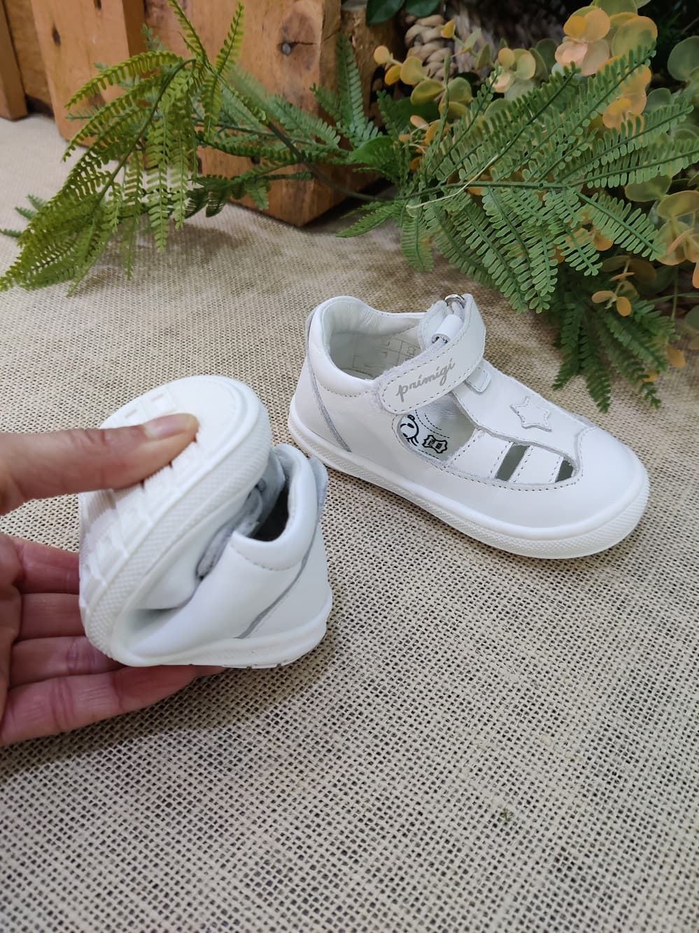 Primigi Soft Sandals in White first steps - Image 5