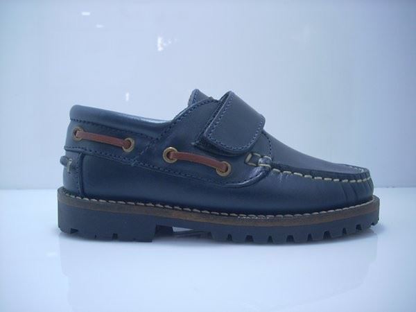 Bortset afkom håndtag Navy Blue School Shoes Lar Vigo in Nicola c/Ecuador 52