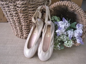 Ruth Secret Ballerina Mink Ribbons Shine - Image 1