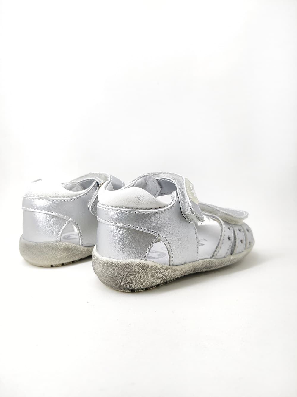 Silver sandals for baby girl with velcro - Image 3