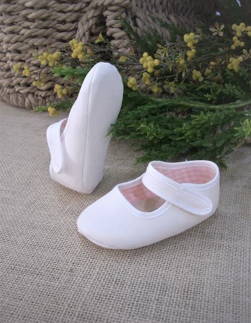 White canvas baby Mary Janes without sole - Image 3